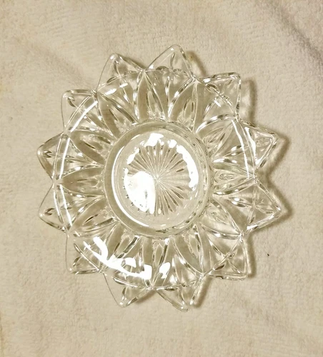 Vintage Clear FEDERAL GLASS Sunburst Starburst 6 1/2" Appetizer small Plate