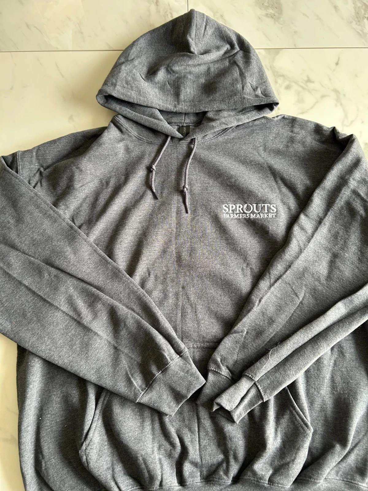 Sprouts Farmers Market Sweater Size XL Gray Fleece Hoodie Sweatshirt Employee