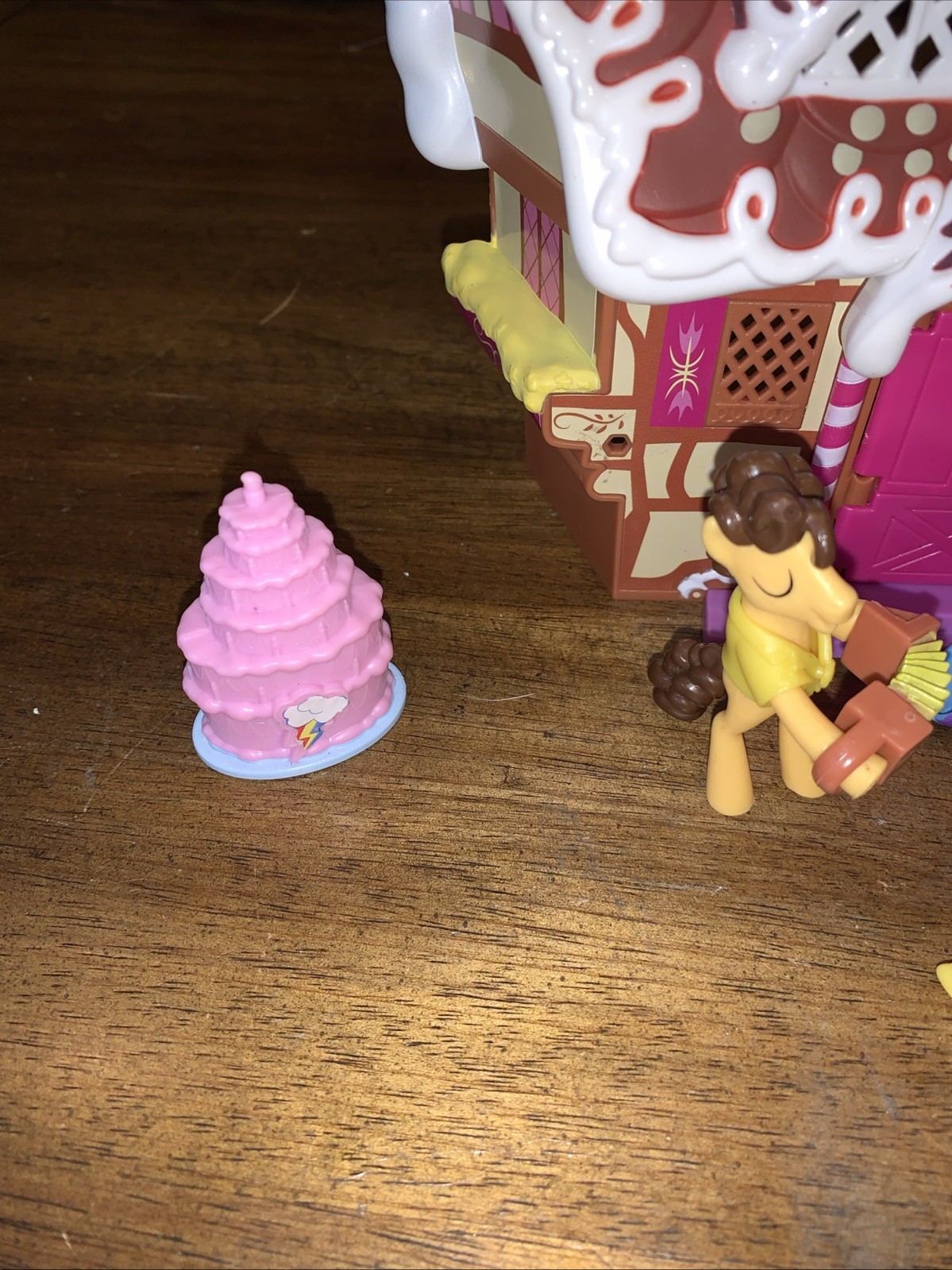 RARE  My Little Pony Friendship is Magic*PINKIE PIE SWEET SHOPPE*2015 Hasbro