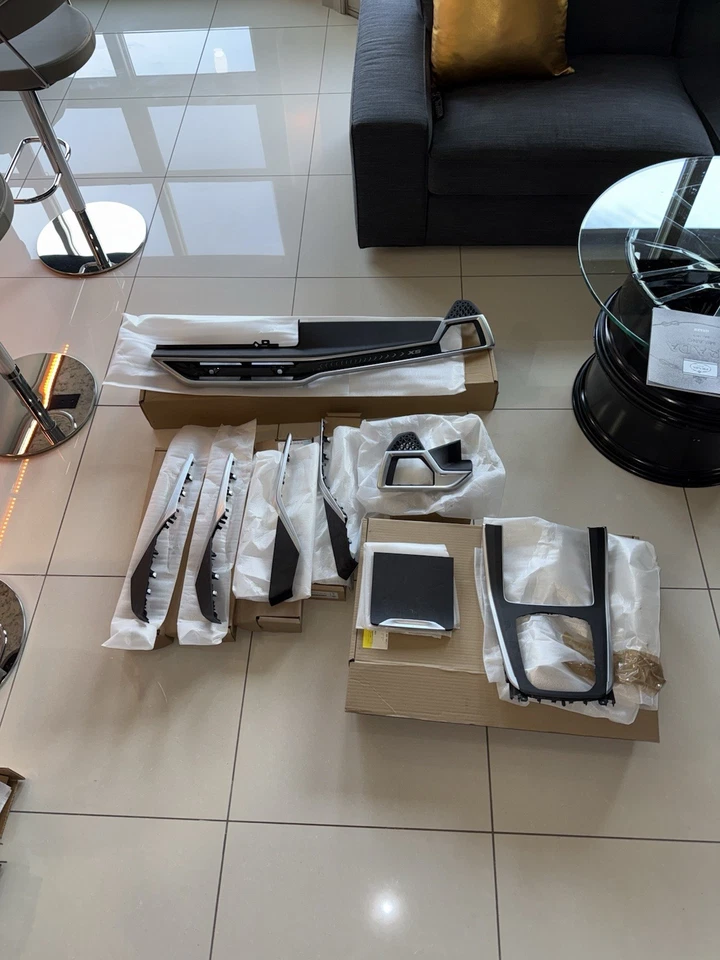 Salpicadero y puertas interiores BMW G05 LCI X5 Foto 2 de 4