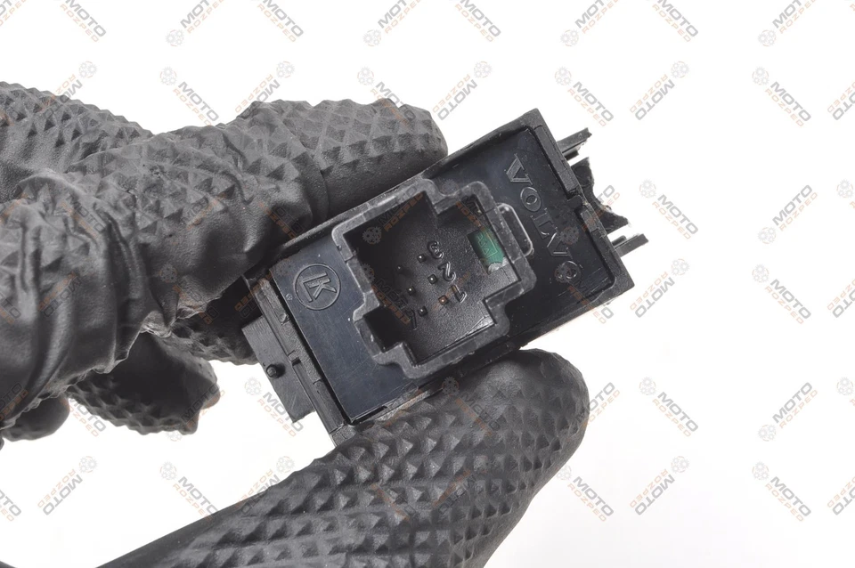 Pannello Di Controllo Per Alzavetro Aston Martin Vantage 4.7 - Immagine 4 di 4