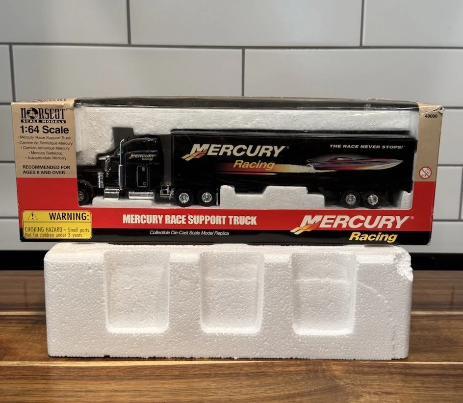 2001 Norscot   Mercury Racing Tractor Trailer  Diecast 1:64 Scale NIB - Image 2 of 4