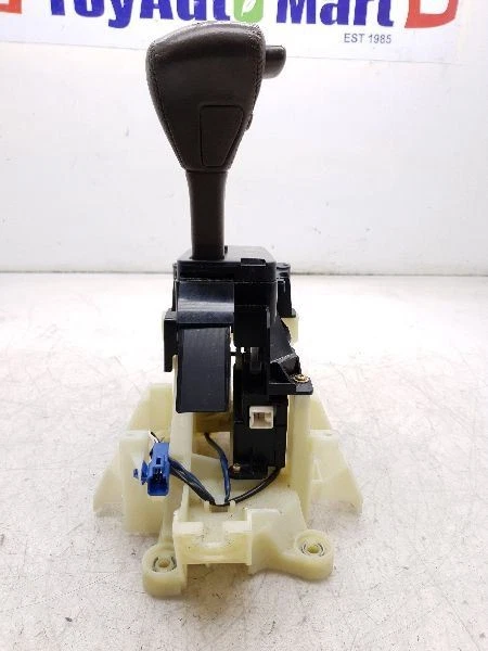 Lexus Es300 1999 3,0 L tracción delantera con palanca de cambios automática  Foto 3 de 4