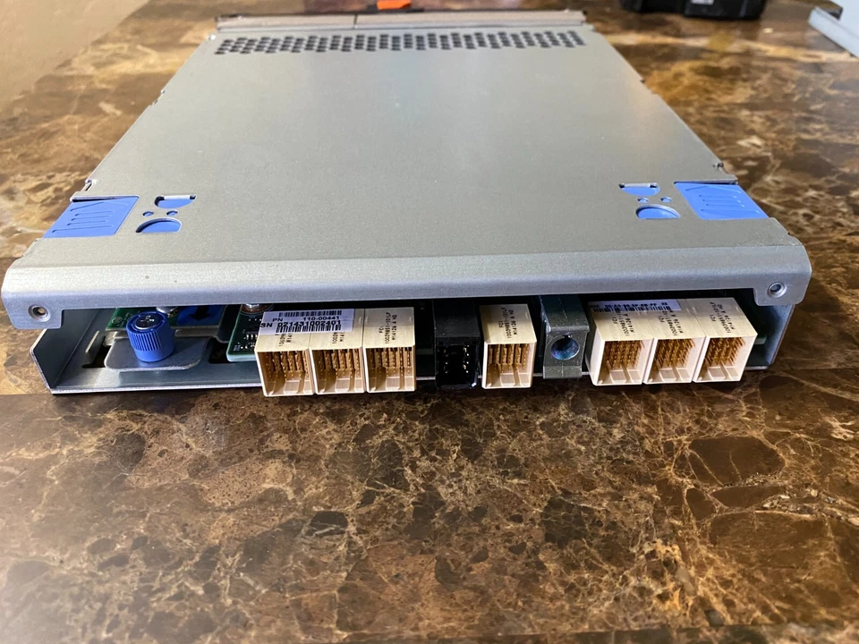 NETAPP I/F6 DRIVE CONTROLLER MODULE FOR E2700 111-02545+A0 - Image 3 of 3