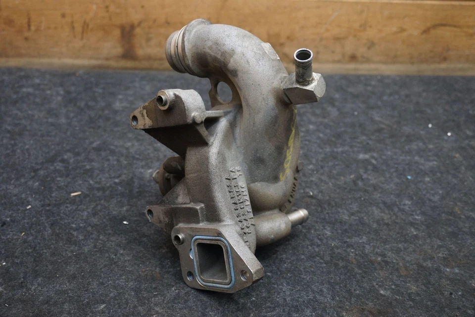 Conjunto de bomba de agua de refrigerante del motor OEM 8g43-8a513-ba Aston Martin Rapide Lh Rh Foto 4 de 4