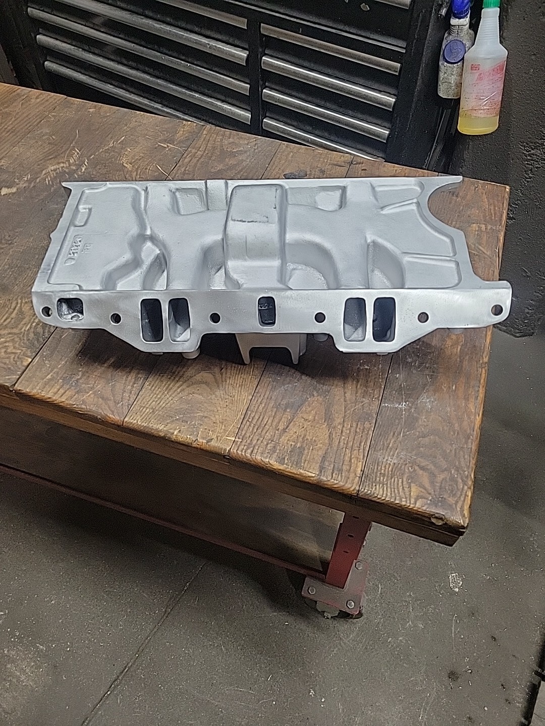 Edelbrock 2176 Performer Intake, Mopar 318360, Dual Plane & Flange 0