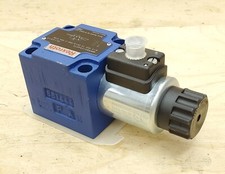 Bosch Rexroth R901254073 3-way 2-position Hydraulic Solenoid Valve 24VDC - NEW