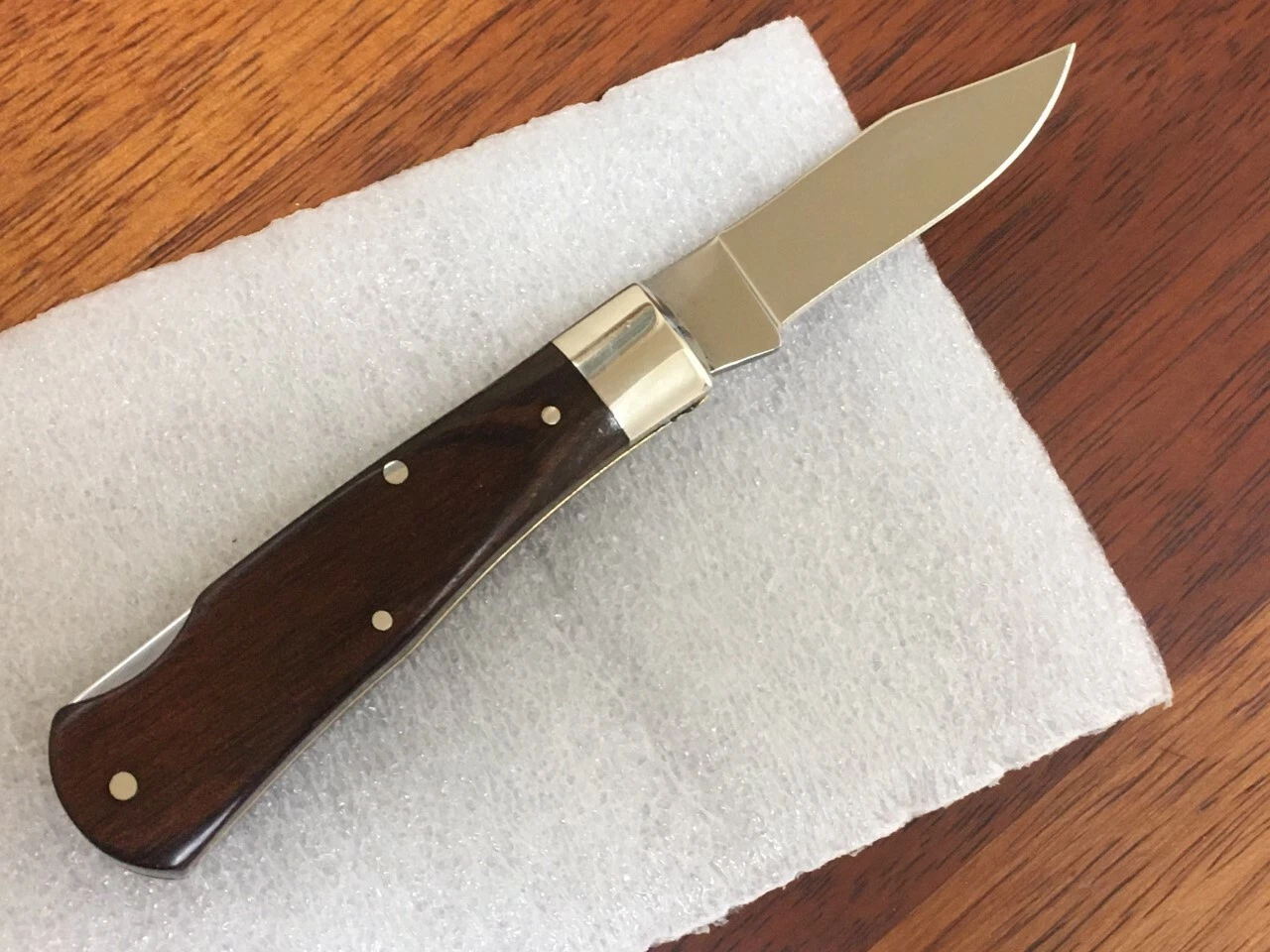 Aurum Knife Vintage folder with etched MP blade Krugerrand badge **CLEAN** - product detail image 4