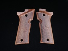 Beretta 80x Cheetah Walnut Wood Grips Custome Made Checkered-logo
