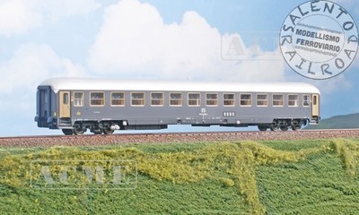 ACME 50725 H0 1:87 - FS Wagen 2. Klasse Typ UIC-X 1970 Lackierung brenngrau