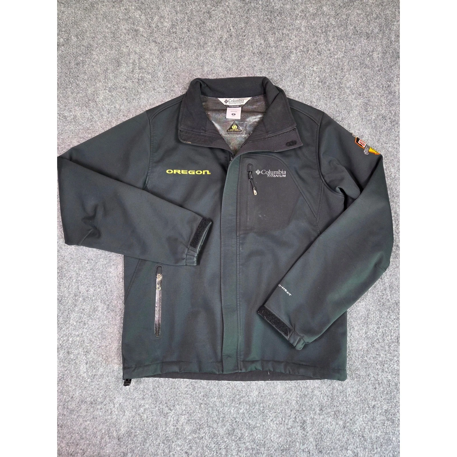 Oregon Ducks BCS 2011 Bowl Columbia Titanium Softshell Jacket Mens Medium Black