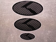 Kia Stinger Aufkleber carbon/ schwarz für die Embleme