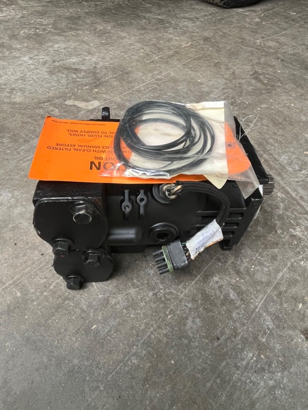 sauer danfoss hydraulic motor