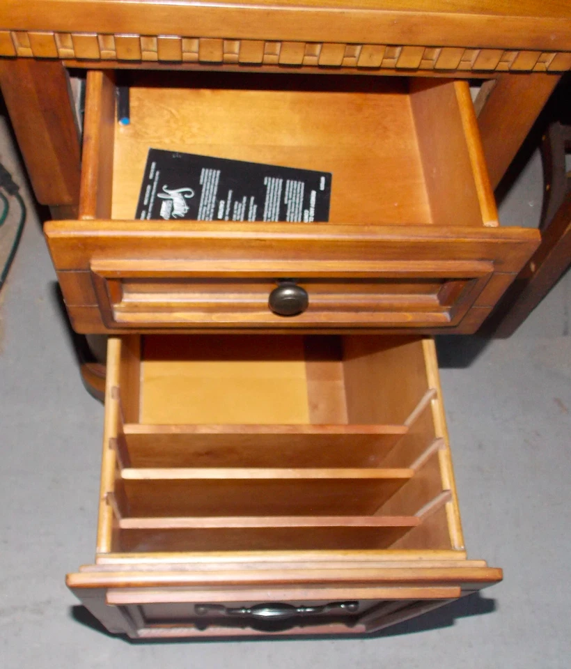 Mahogany Filing Cabinet by Ashley (RP-T914) - Image 4 of 4