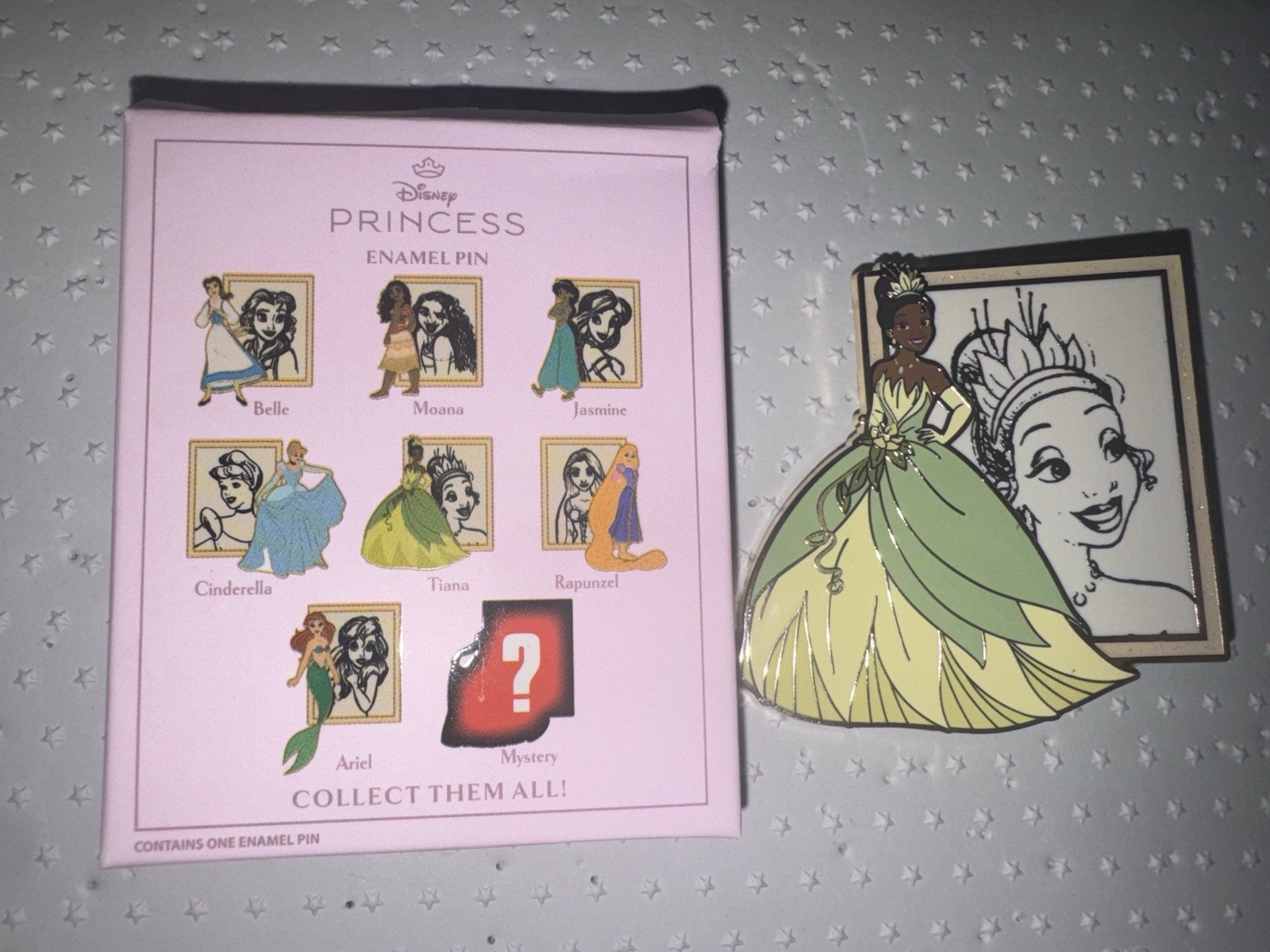 PALM Tiana Pink à la Mode Royal Illustrated Princess Pin Mystery LE750
