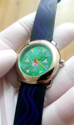 Damen Uhr | Quartz | Neu Batterie | Sehr guter Zustand | Modern Design