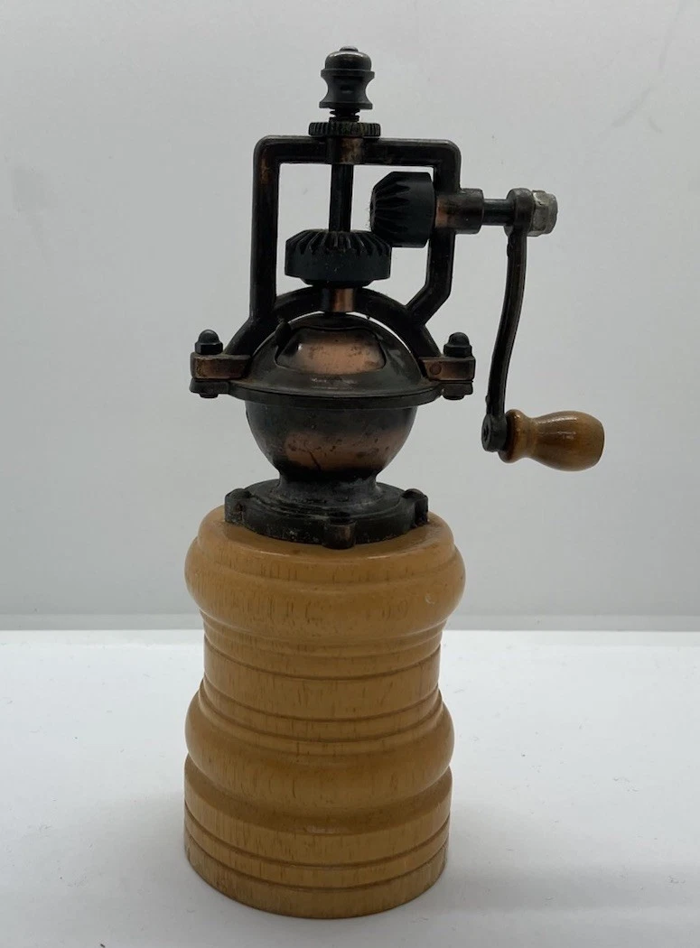 Vintage Hand Crank Style Pepper Mill Spice Grinder Metal & Wood Old Fashion
