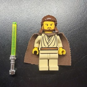 LEGO Star Wars Minifigure Qui Gon Jinn With Hood And Hair + Lightsaber 7665