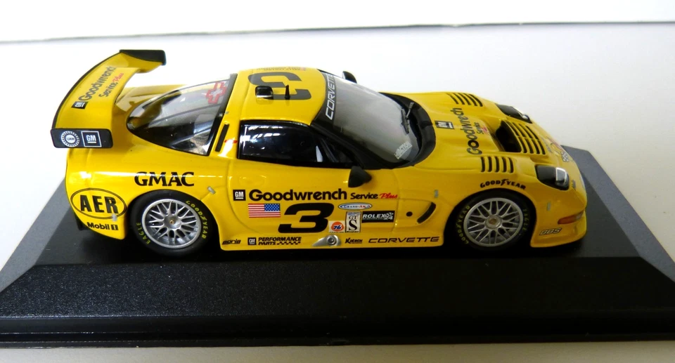 Action Corvette C5-R GTS 2001 Daytona 24 Hrs Pilgrim Earnhardt 1:43 - Image 2 of 4