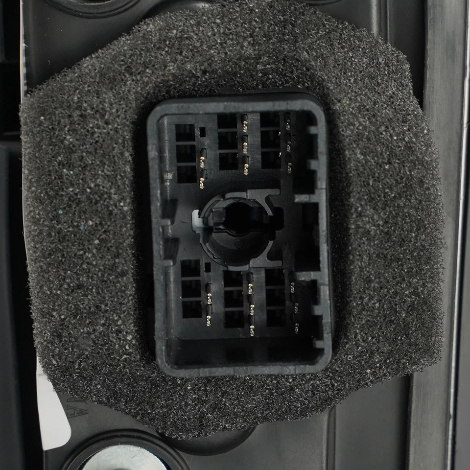 Espejo retrovisor lateral para Chevy Suburban Tahoe 2021-2024 lado del conductor térmico 16 pines cromado Foto 3 de 4