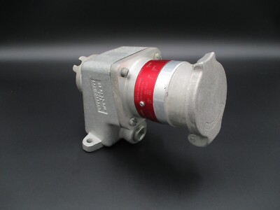 CROUSE HINDS CESD2214 30A 3W 4P DELAYED ACTION ARKTITE RECEPTACLE