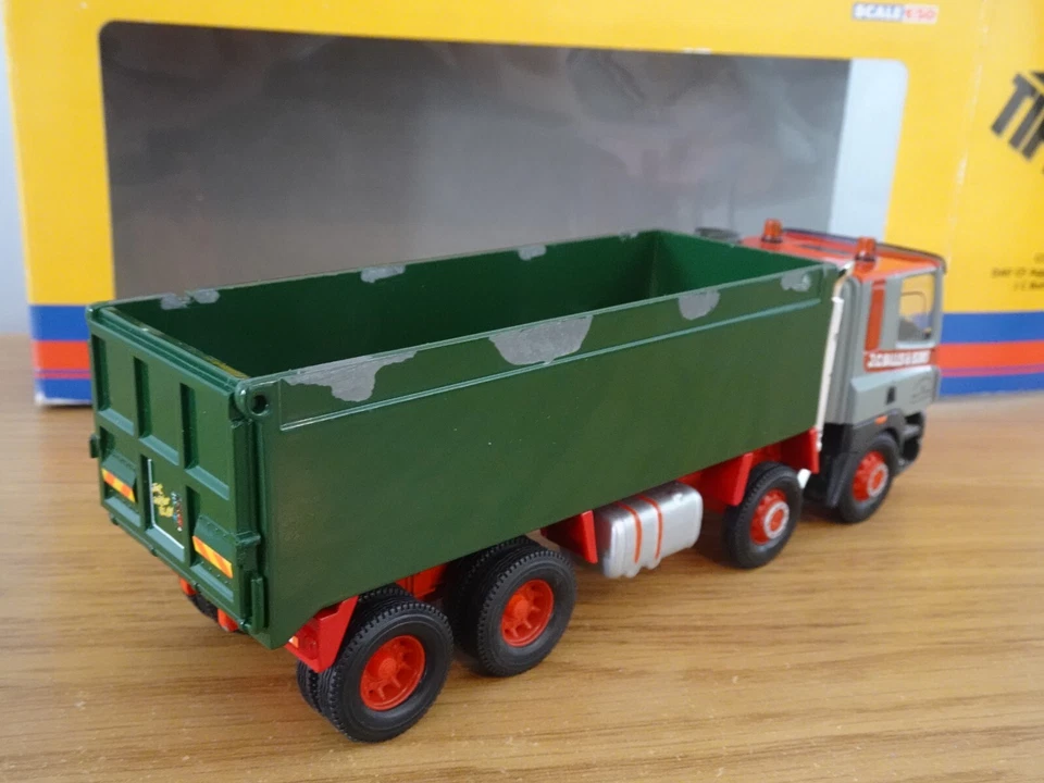 CORGI CLASSICS J.C.BALLS & SONS DAF CF RIGID TIPPER TRUCK MODEL CC13607 1:50 - Image 3 of 4