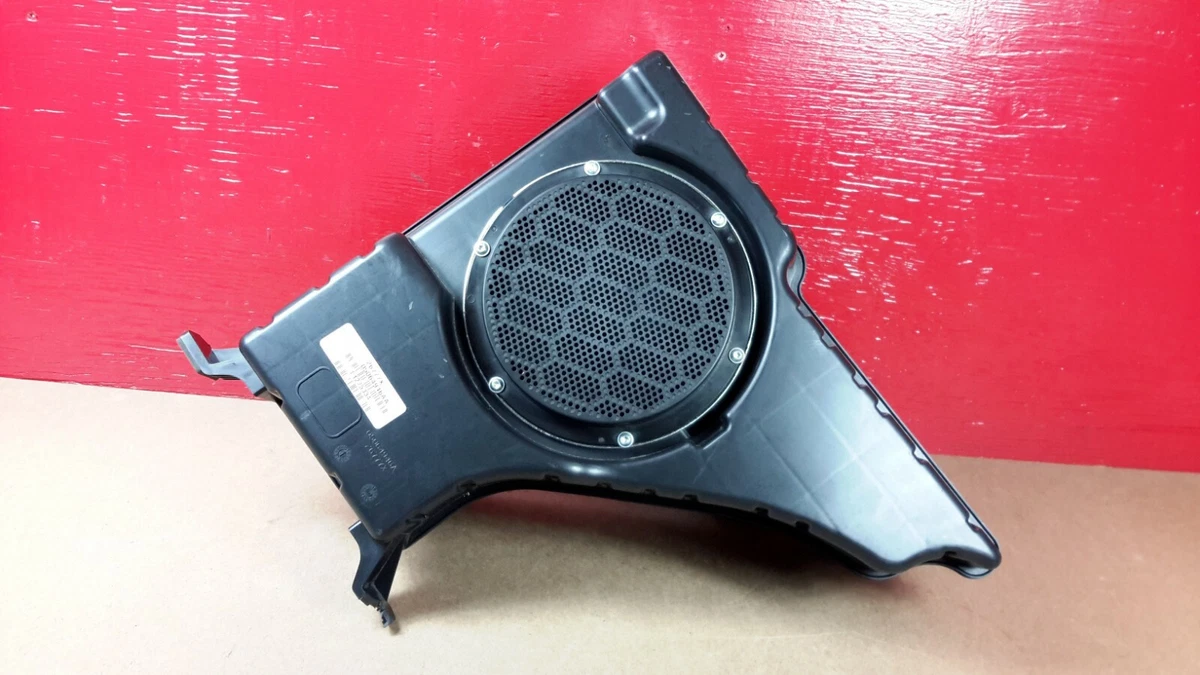 Dodge journey best sale subwoofer