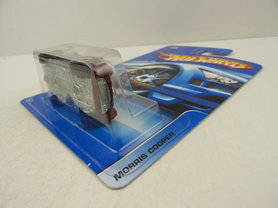 2006 Hot Wheels #165 Morris Cooper (Red) - Image 3 of 4