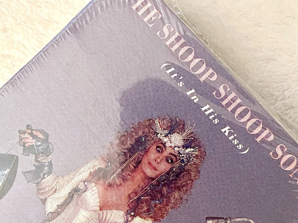 CHER MERMAIDS SEALED LONGBOX CD & NEW SHOOP SHOOP SONG CASSETTE SINGLE PROMO LP - Image 4 of 4