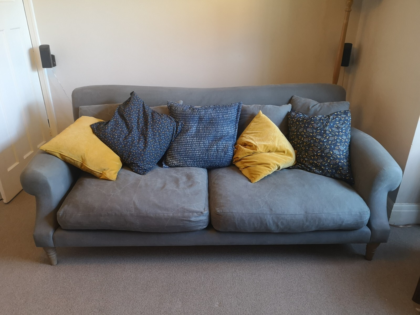 Loaf Crumpet Sofa Good Condition, Size Large eBay