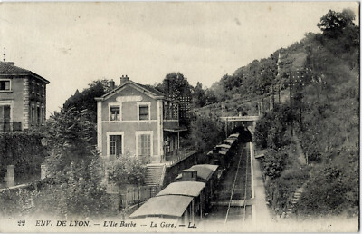 CPA - RHONE - Umgebung von Lyon - L'Ile Barbe - La Gare (mit Zug).
