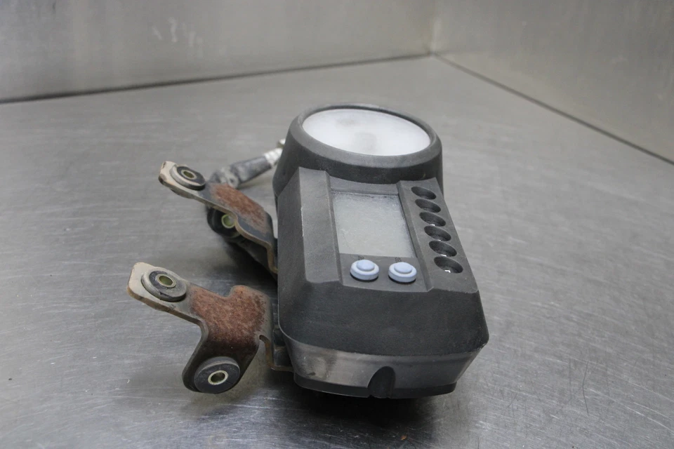 10-17 Hyosung GT250R Gauges Speedo Tach Cluster Speedometer - Imagem 3 de 4