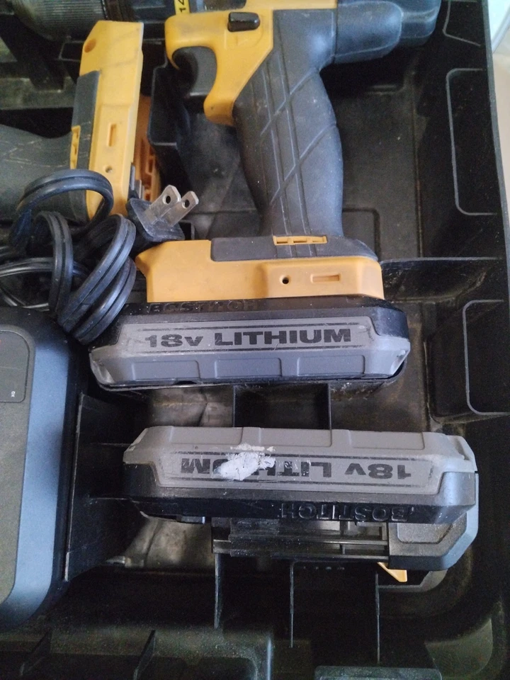 Bostitch 1/4" Hex Impact Driver (BTC440) & 1/2" Drill Driver (BTC400) 18V Tools - Image 4 of 4