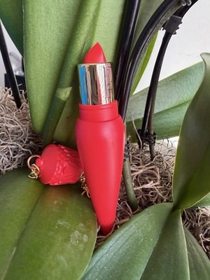 La Prestige Paris Prestige Ruby Lipstick Glowing Scarlet Reddish Shine Hydrating