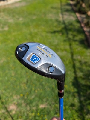Ladies Hybrid Pinseeker Bombshell Plus Hyper Steel 19° degree Golf Club Graphite