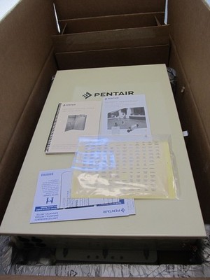 Pentair 520540 EasyTouch 8 Pool Spa + 2x 263045 Actuators, No IC40 Salt Cell