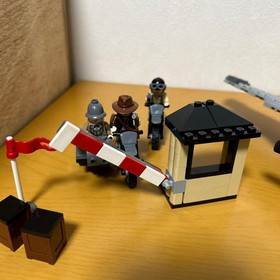 LEGO Indiana Jones Peril in Peru 7628 & Indiana Jones Motorcycle Chase 7620 Used