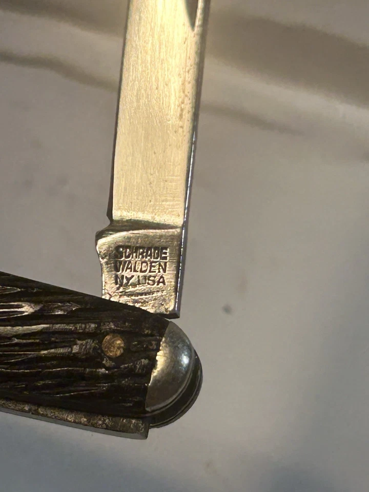 Navaja de Bolsillo Schrade Walden NY 2 Hojas Prilina Negra De Colección Casi Nueva Foto 3 de 4