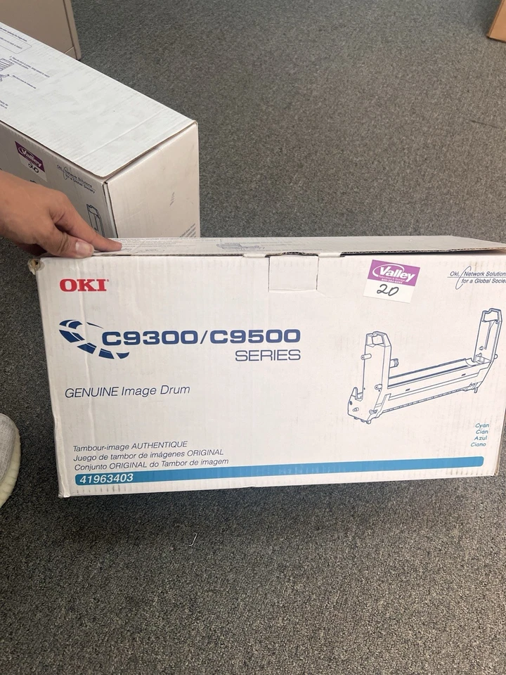 Tambor de imágenes cian genuino OKI 41963403 C9300 C9500 NUEVO EN CAJA Foto 2 de 3