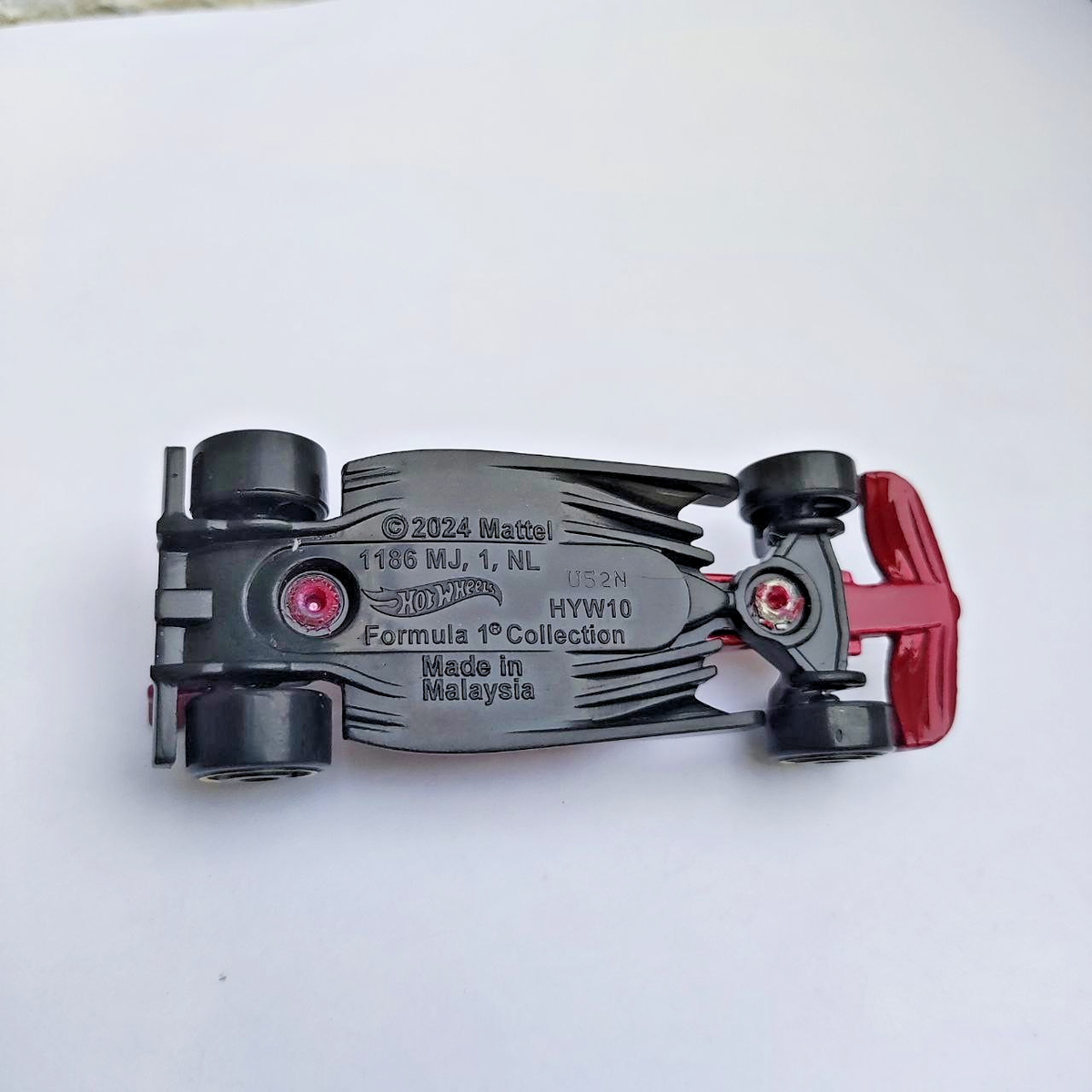 Hot Wheels 2026 Mainline Ferrari Scuderia HP F1 Team SF-25 Loose