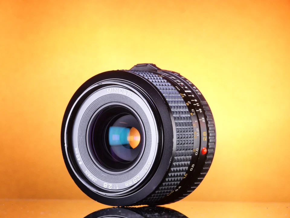 Minolta MD 28mm f/2.8 wide-angle camera lens #9041178 - Image 3 of 4