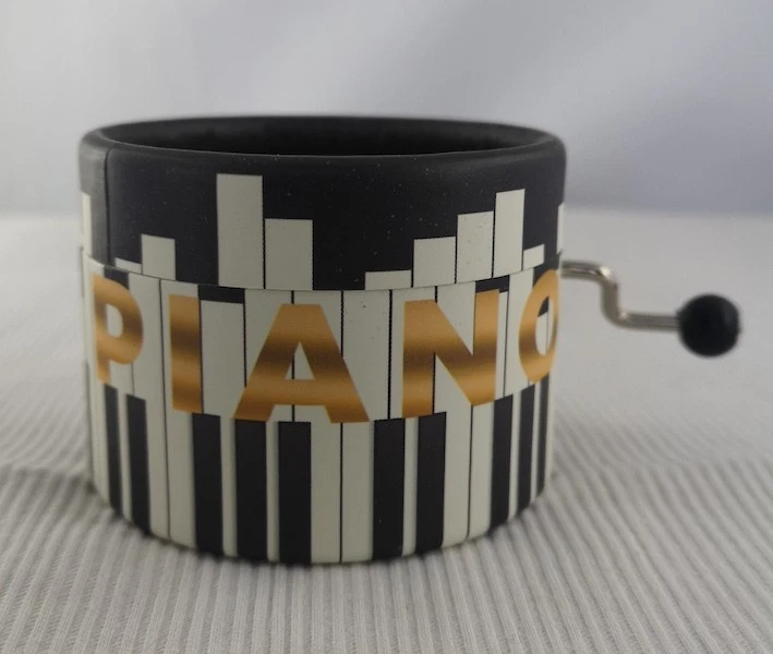 boîte à musique avec manivelle - ELISE PIANO - 55*45 mm - Photo 1/1