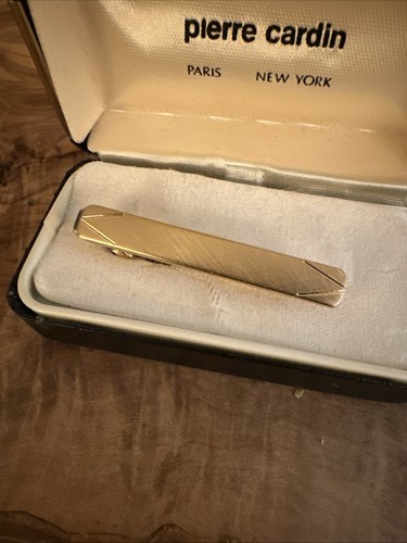 Vintage Pierre Cardin Classic Gold Tone Tie Clasp Clip Bar Old Stock Orig Box