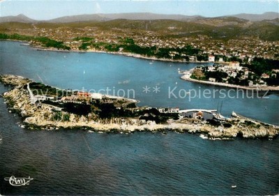 Bandol Ile de Bandor Propriete Ricard Vue aerienne