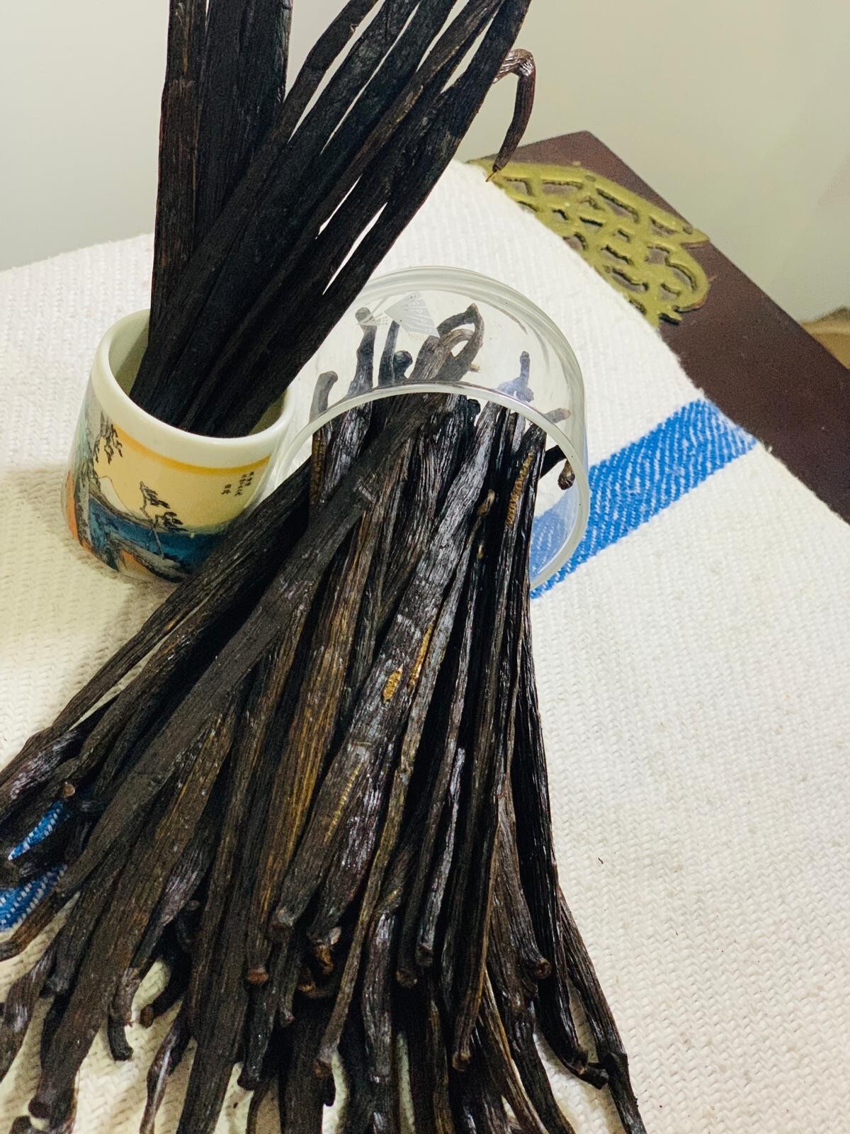 05 Madagascar Vanilla Beans Grade A - Fresh Gourmet Premium - Perfect for Baking