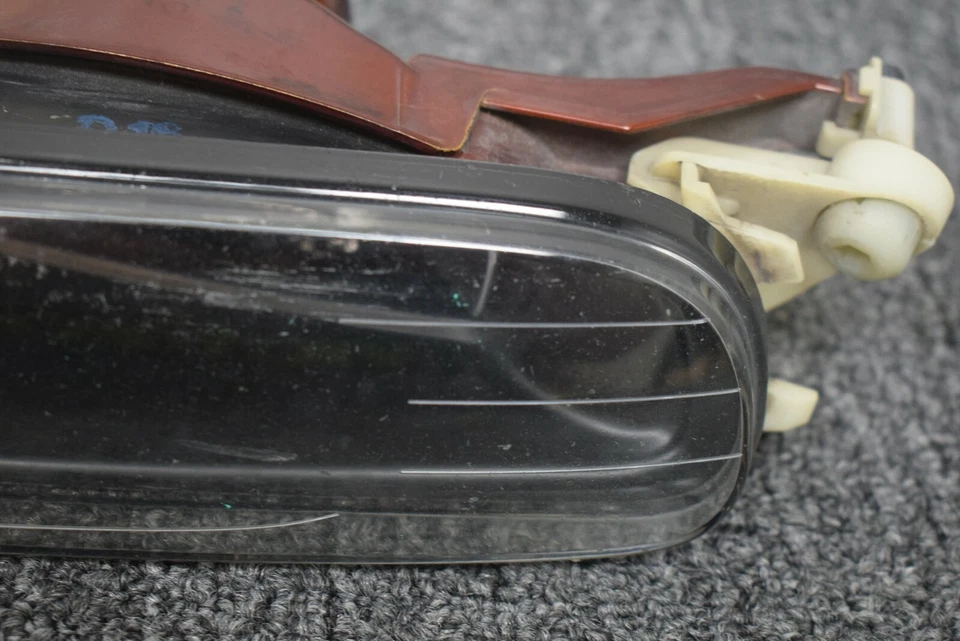2001-2005 BMW 330I RIGHT SIDE FOG LIGHT FACTORY OEM - Image 3 of 4
