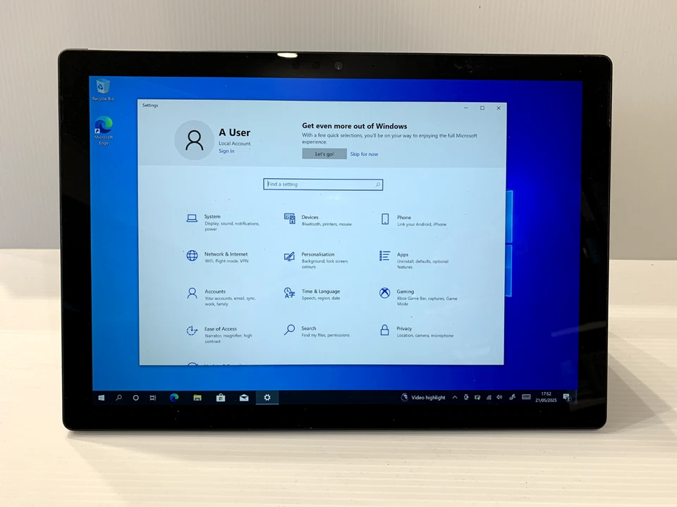 Microsoft Surface Pro 6 1796 12.3" Touch Windows 10 Pro 8GB 256GB SSD Black - Image 3 of 4