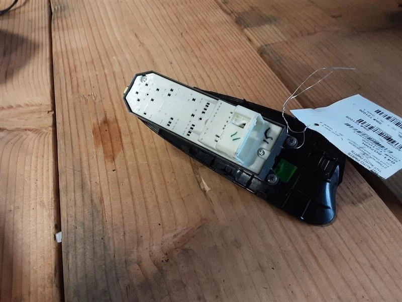 Interruptor de puerta delantera del conductor maestro del conductor se adapta a 06-12 RAV4 210851 Foto 4 de 4