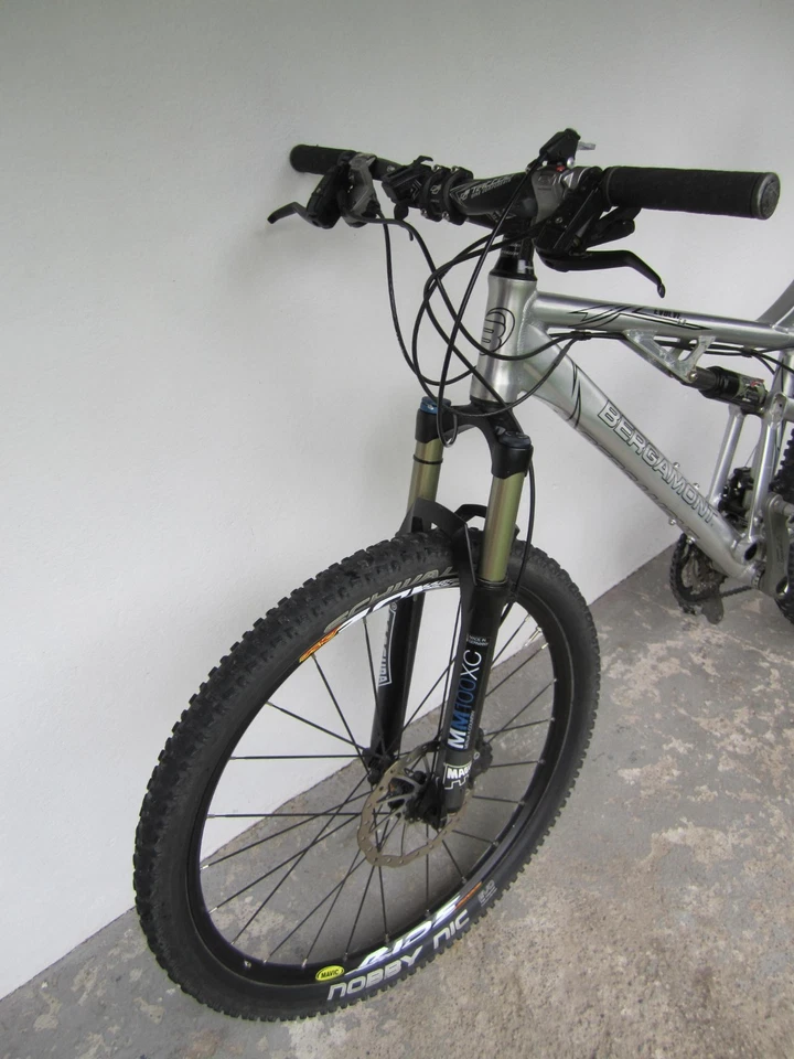Bergamont Evolve 6.8 – Fully MTB Mountainbike + 2 neue Reifen Schwalbe TOP  - Bild 4 von 4