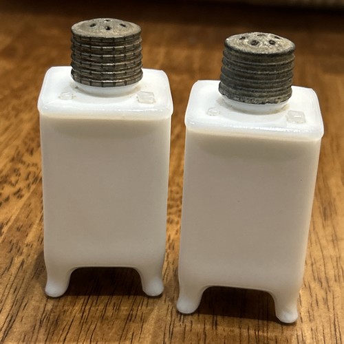 Vintage Milk Glass GE Refrigerator Ice Box Salt & Pepper Shaker Set - Picture 7 of 9